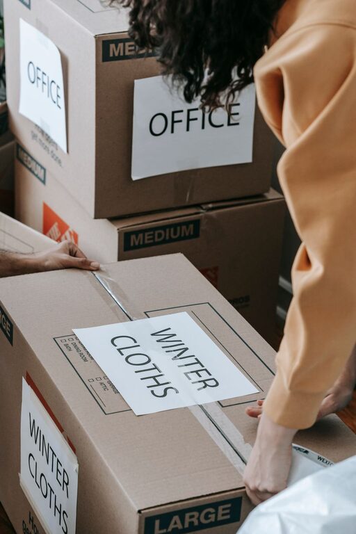 How to Store Seasonal Clothes Efficiently